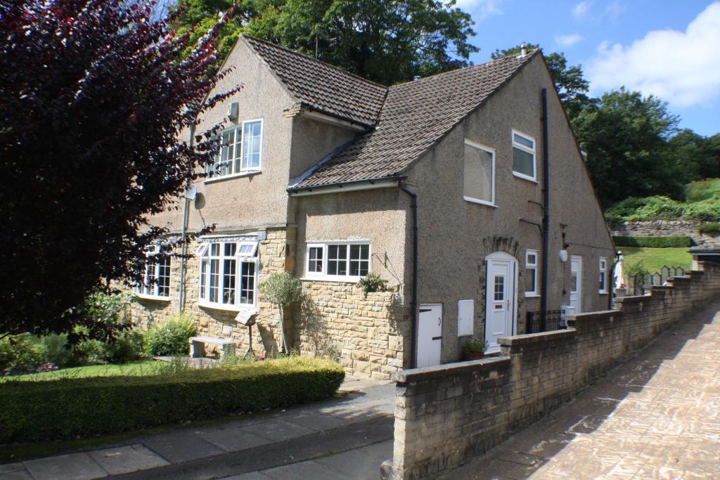 3 bedroom semidetached house for sale in Lee Clough Drive, Mytholmroyd