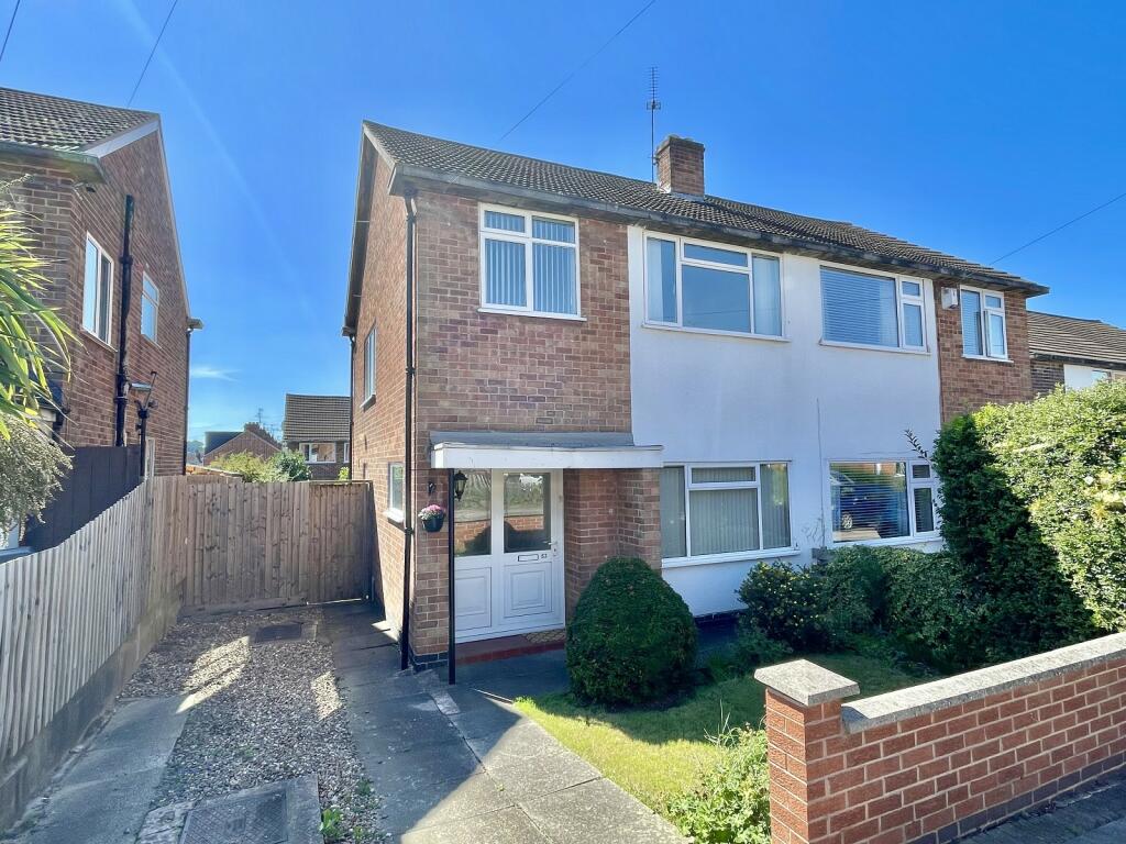 3 bedroom semidetached house for sale in Duncan Road, Leicester