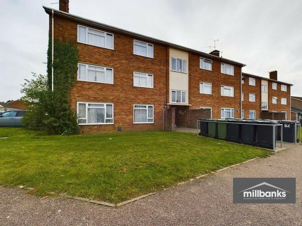 2 bedroom flat for sale in Skelton Road, Diss, Norfolk, IP22