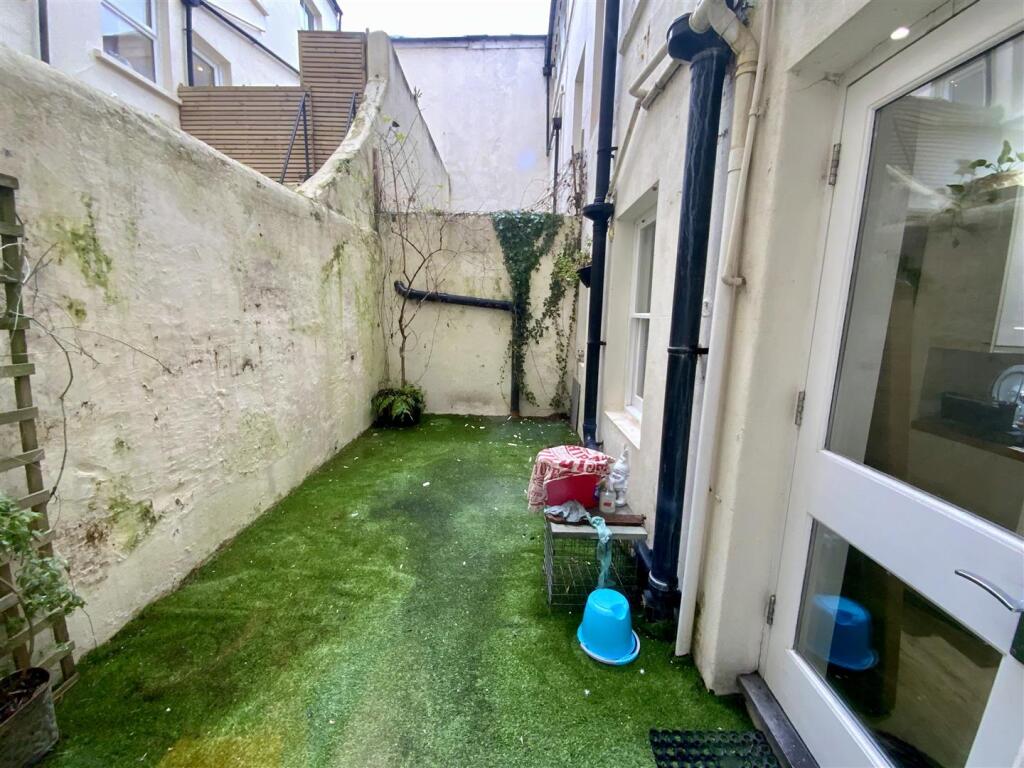 Additional property image - Lansdowne Place, Hove
