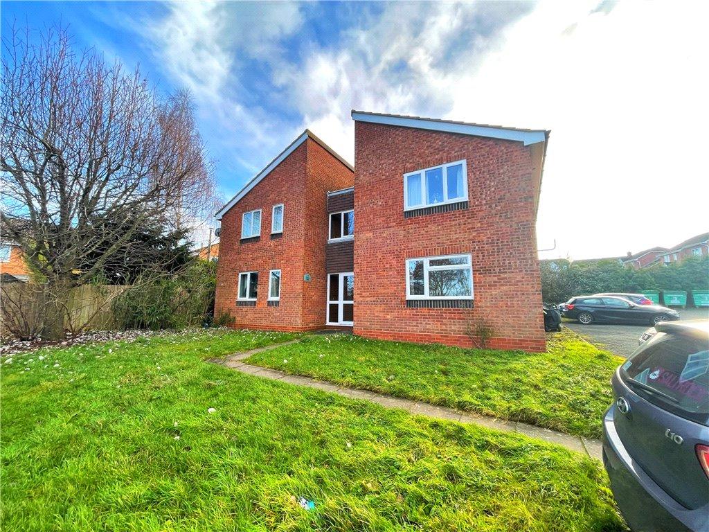 Studio flat for sale in Henley Drive, Droitwich, Worcestershire, WR9