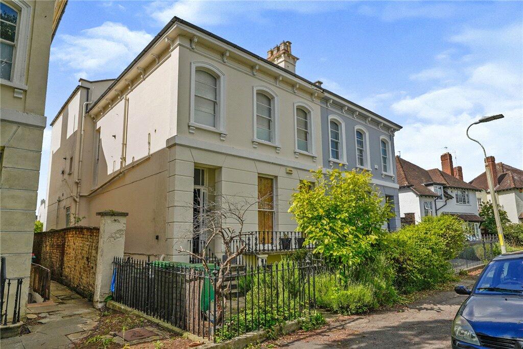 1 bedroom apartment for sale in Sydenham Villas Road, Cheltenham, GL52