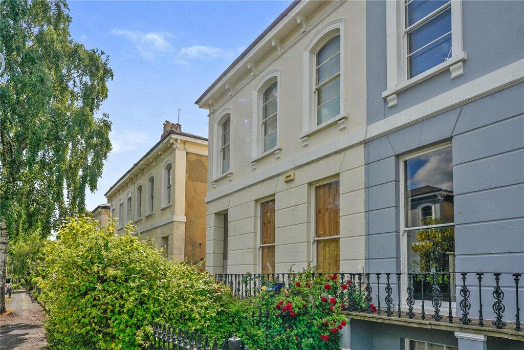 1 bedroom apartment for sale in Sydenham Villas Road, Cheltenham, GL52