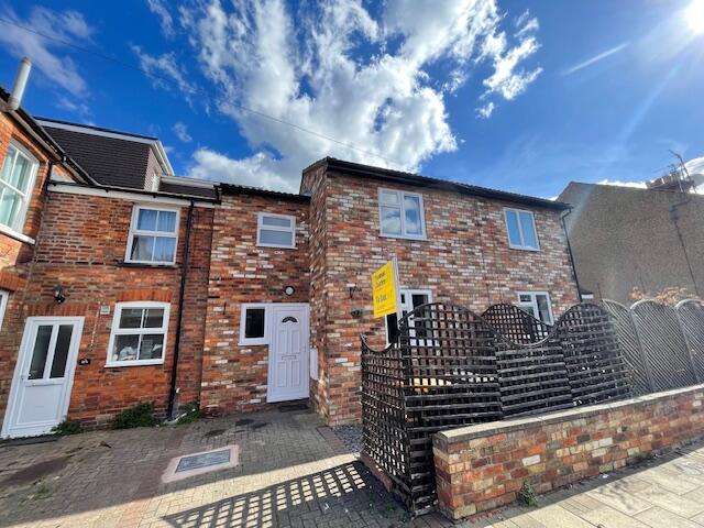 Main image of property: Denmark Street, MK40