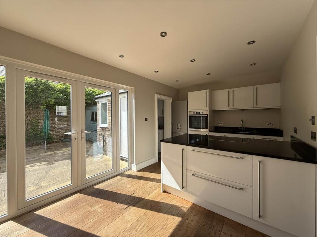 Main image of property: Cromwell Road, Tunbridge Wells, Kent