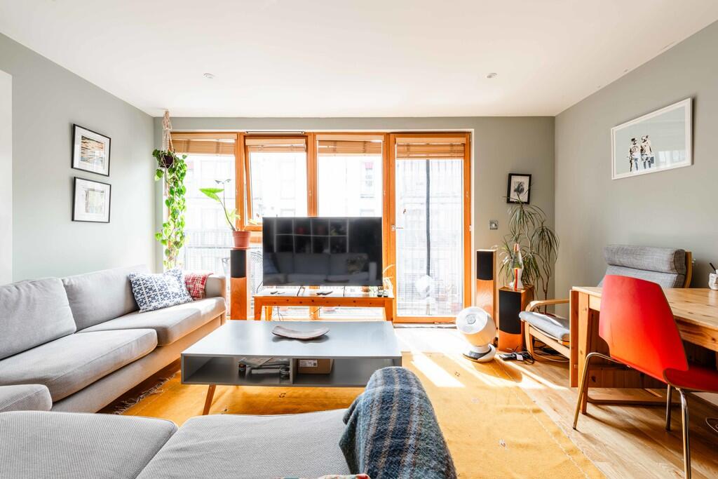 Main image of property: Lea Bridge Road, E5