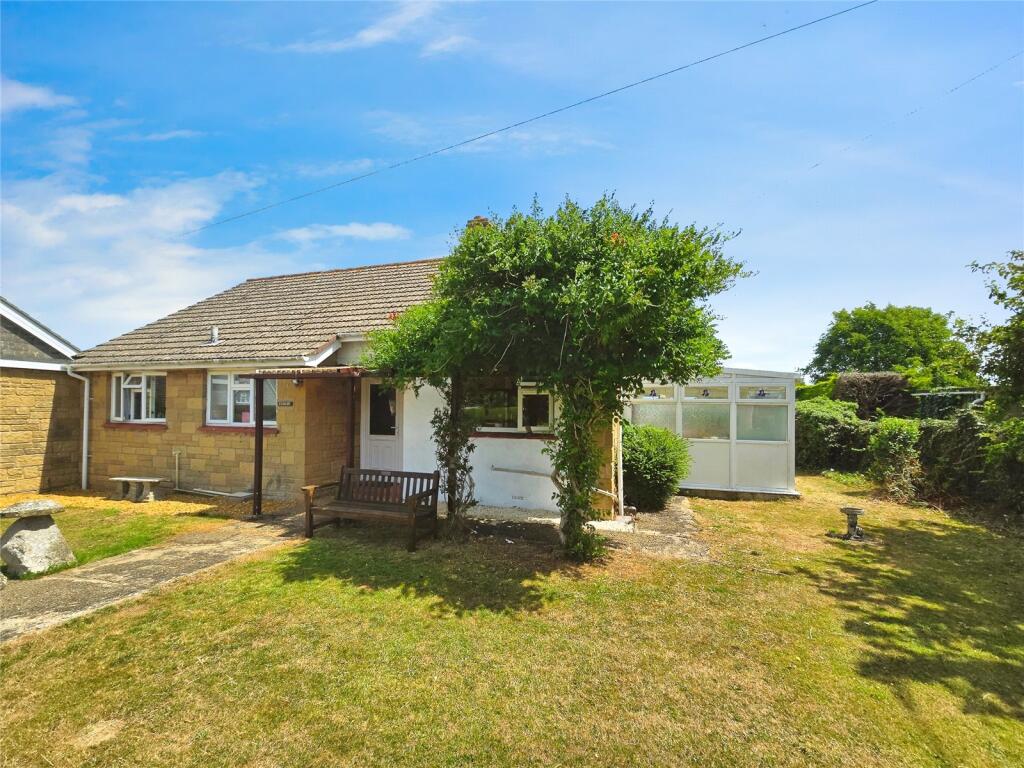 Main image of property: Holmfield Avenue, Thorley, Yarmouth