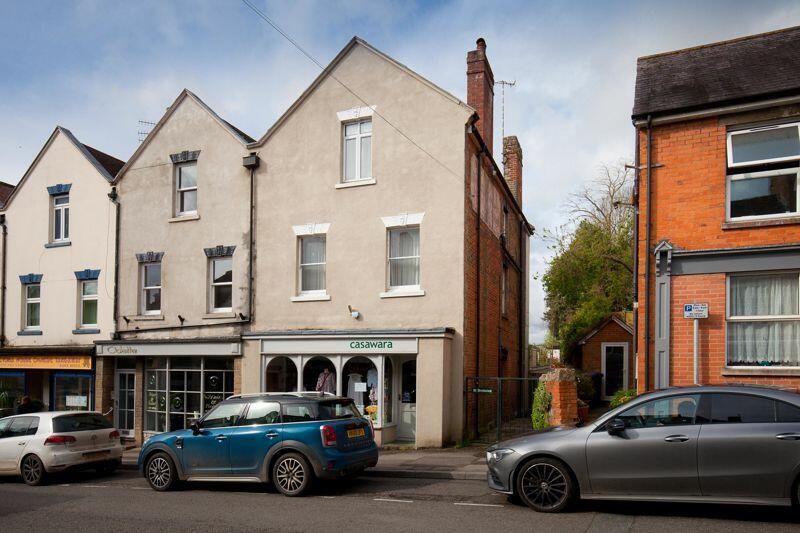 3 bedroom end of terrace house for sale in Tisbury, SP3