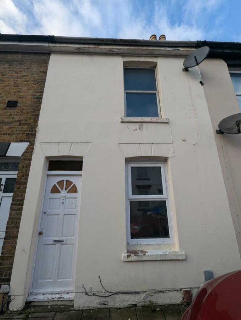 3 bedroom terraced house