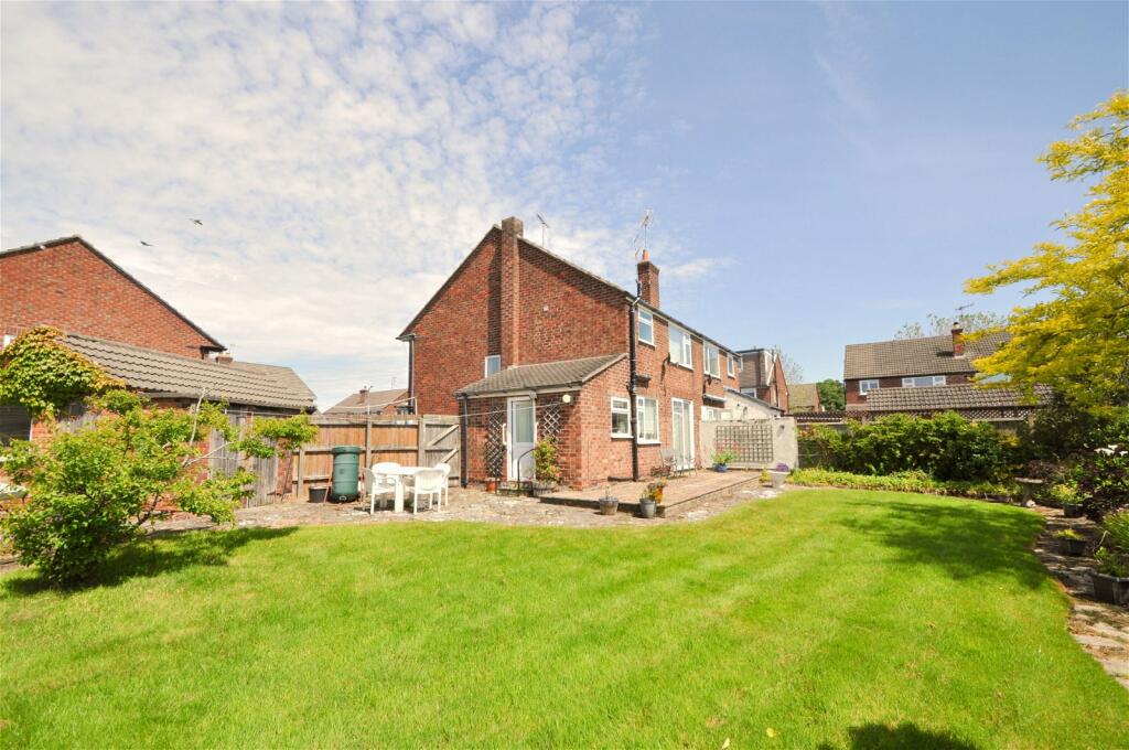 3 bedroom semidetached house for sale in Southbourne Road, Wallasey, CH45