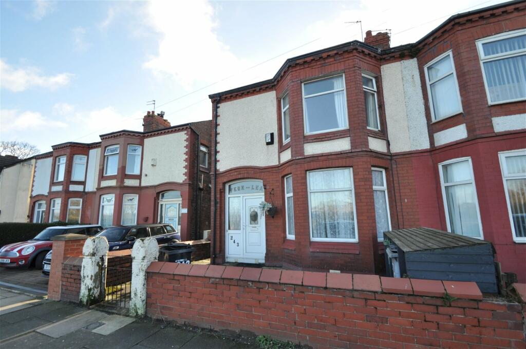 3 bedroom semidetached house for sale in Leasowe Road Wallasey, CH45