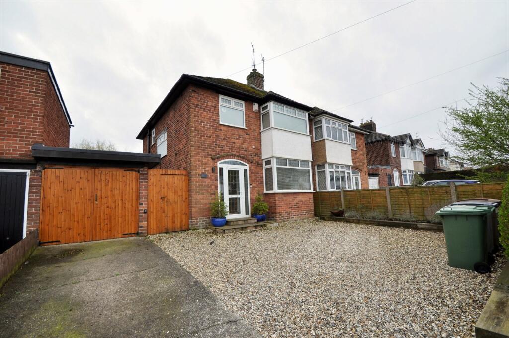 3 bedroom semidetached house for sale in Ferguson Avenue, Greasby, CH49