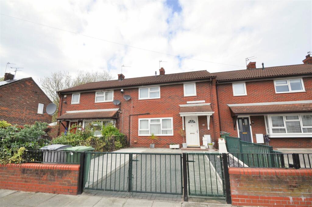 3 bedroom terraced house for sale in Gorsedale Park, Wallasey, CH44