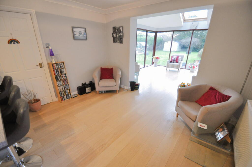 Additional property image - Birch Avenue, Saughall Massie