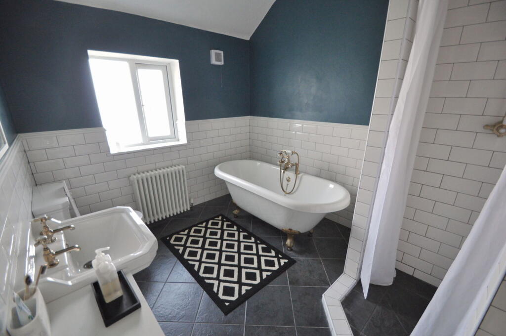 Additional property image - Sunnyside, Moreton