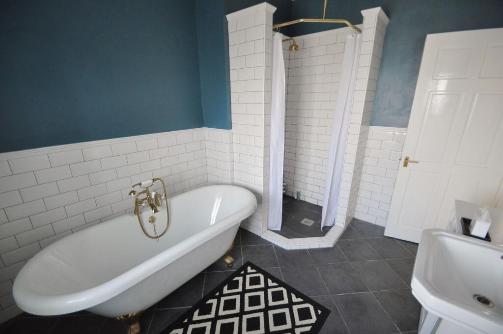 Additional property image - Sunnyside, Moreton