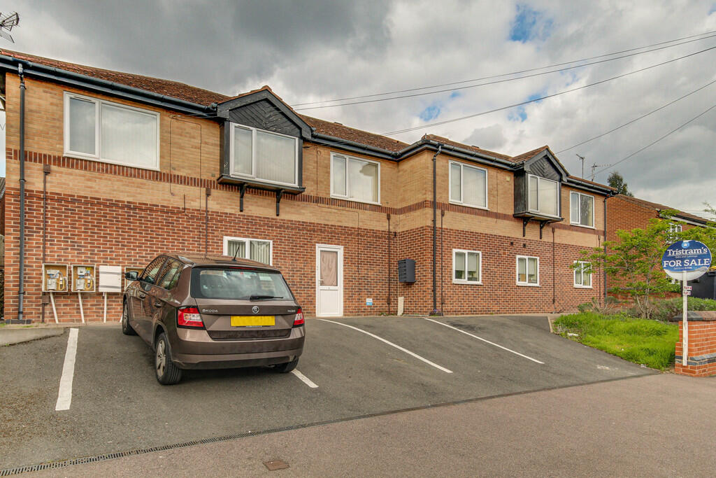 2 bedroom flat for sale in Katherine House, Alexandra Street