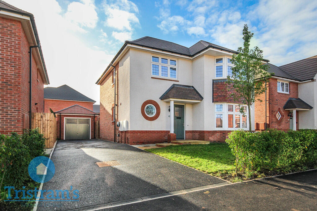 3 bedroom detached house for sale in Heritage Road, Castle Donington, DE74