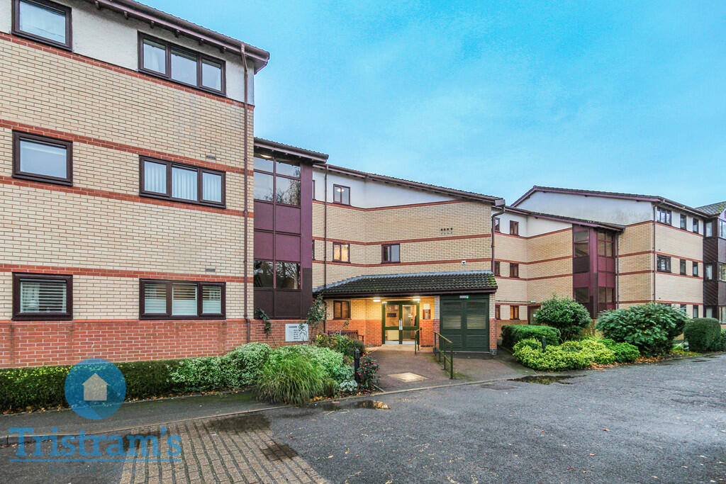 2 bedroom flat for sale in Sandby Court, Beeston, NG9