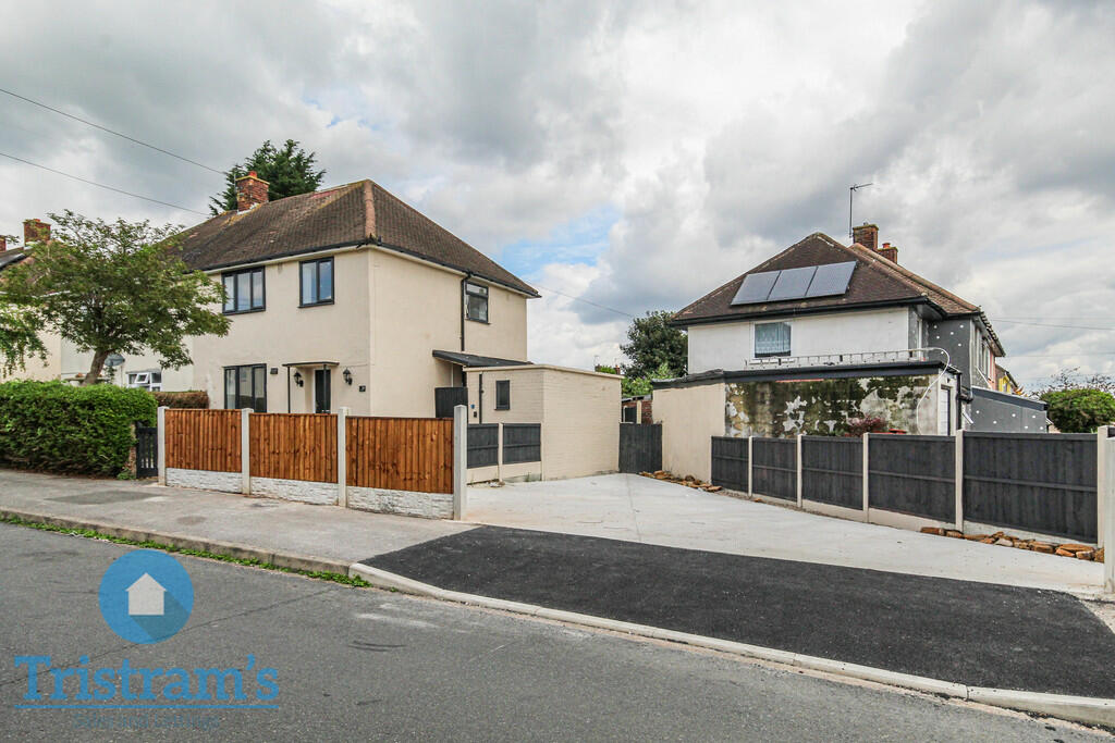 3 bedroom semidetached house for sale in Tremayne Road, Nottingham, NG8