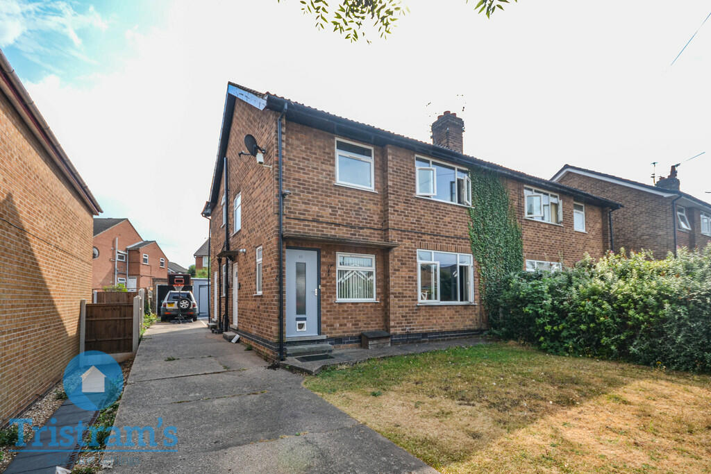 2 bedroom ground floor flat for sale in Horsendale Avenue, Nuthall, NG16