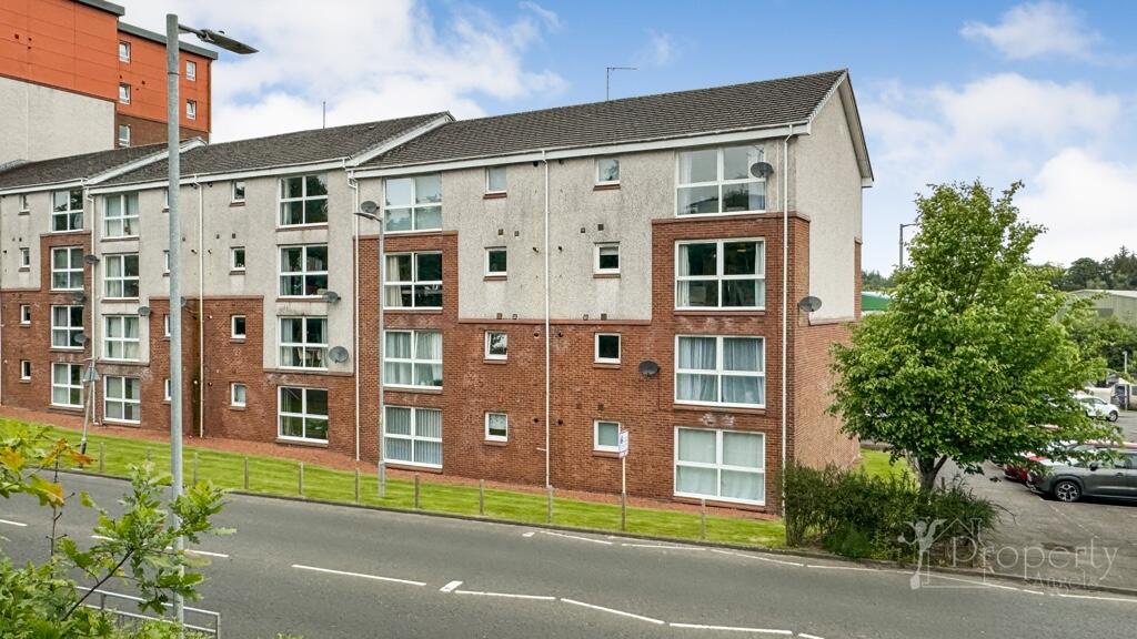 2 bedroom flat for sale in Eaglesham Court, Hairmyres, Glasgow, G75