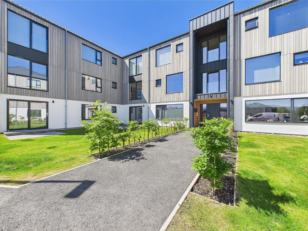 Main image of property: Caledonia Place, ** NEW PRICE **, Aviemore