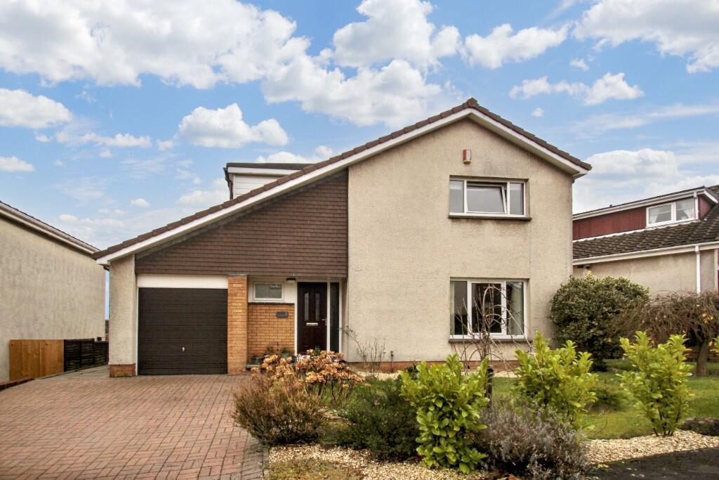 Main image of property: 5 Ardeer Place, Dunfermline, Fife, KY11 4YX