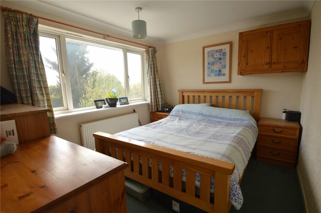 3 bedroom house for sale in 2 Summit Road, Clows Top, Kidderminster, Worcestershire, DY14