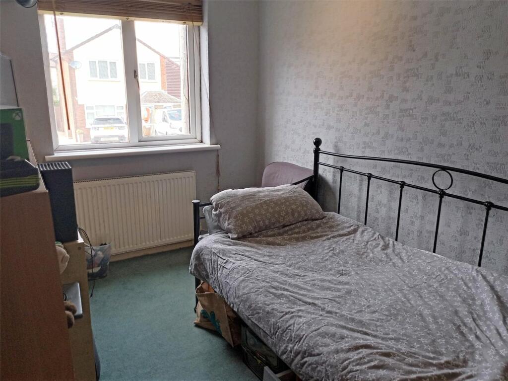 3 bedroom house for sale in 2 Summit Road, Clows Top, Kidderminster