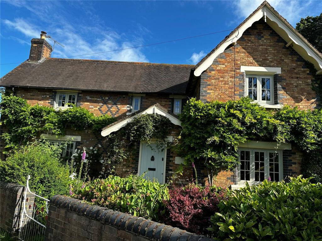 Equestrian facility for sale in Arley, Bewdley, Worcestershire, DY12