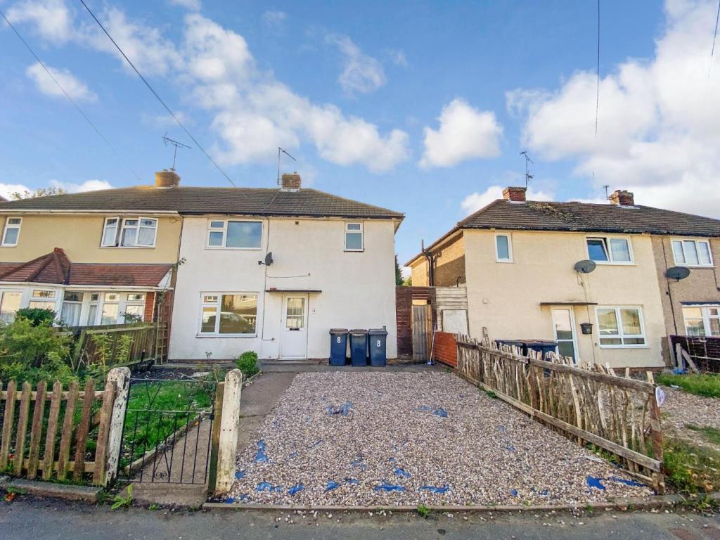 3 bedroom semidetached house for sale in Addenbrooke Road, Keresley