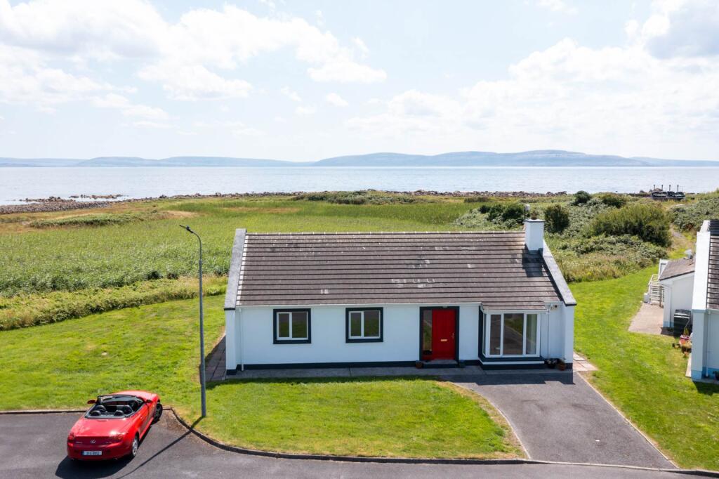 Main image of property: 13 Barr Na gCurragh, Furbo