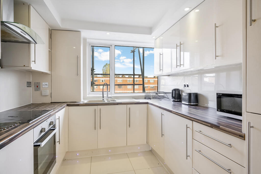 Main image of property: Lordship Lane, London