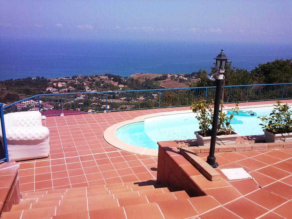3 bedroom cluster house for sale in Calabria, Vibo Valentia, Tropea, Italy