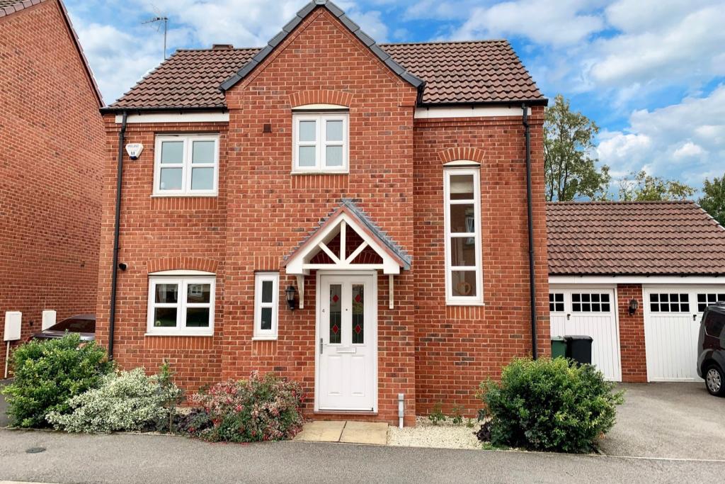 3 bedroom detached house for sale in Marianne Close, Barrow Upon Soar, LE12