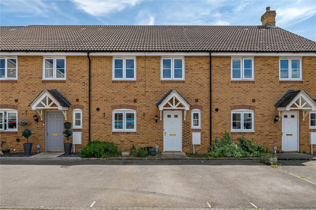 4 bedroom terraced house for sale in St Josephs Way, Lyneham, SN15