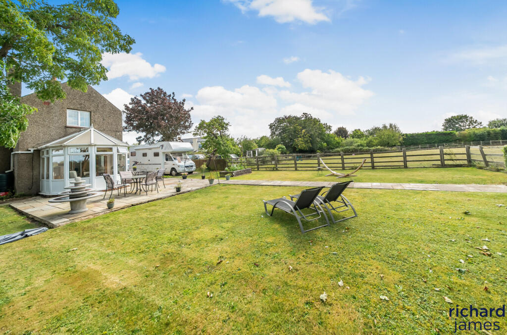 Main image of property: Greatfield, Swindon, SN4