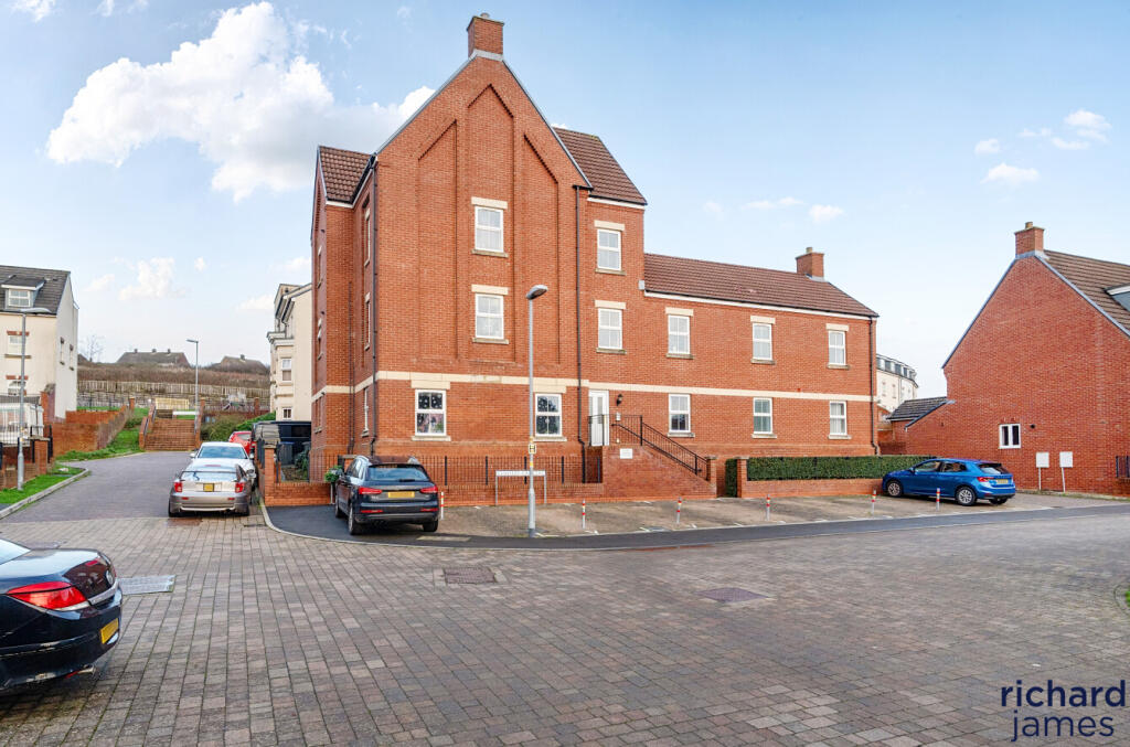 Main image of property: Cloatley Crescent, Royal Wootton Bassett, SN4