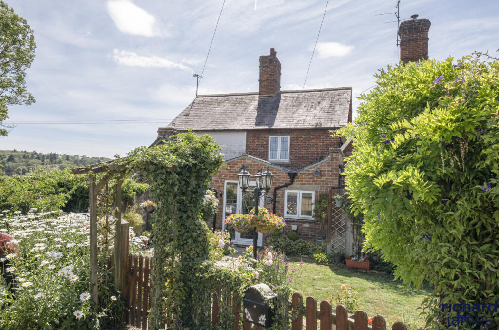 Main image of property: Eastview Cottage, Grittenham, SN15