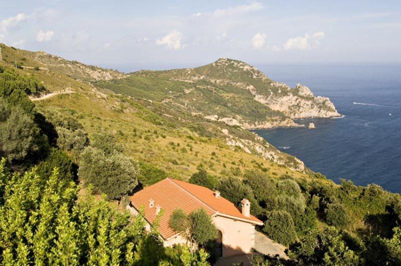 7 bedroom villa for sale in Tuscany, Grosseto, Porto Ercole, Italy