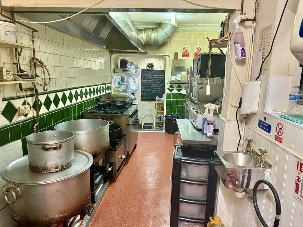 Main image of property: Knighton Fields Road East, Leicester