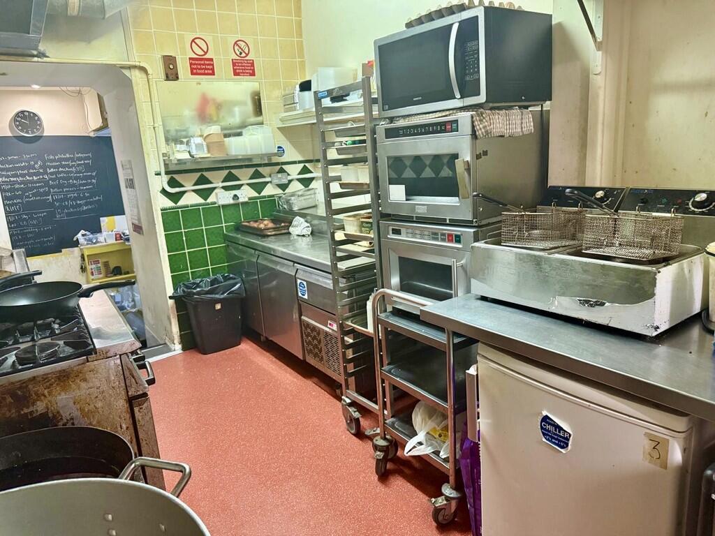 Main image of property: Knighton Fields Road East, Leicester