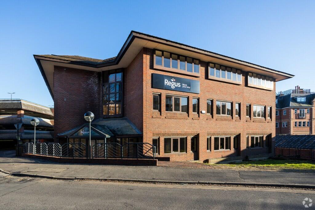 Serviced office to lease in Vale Avenue, Tunbridge Wells, Kent, TN1