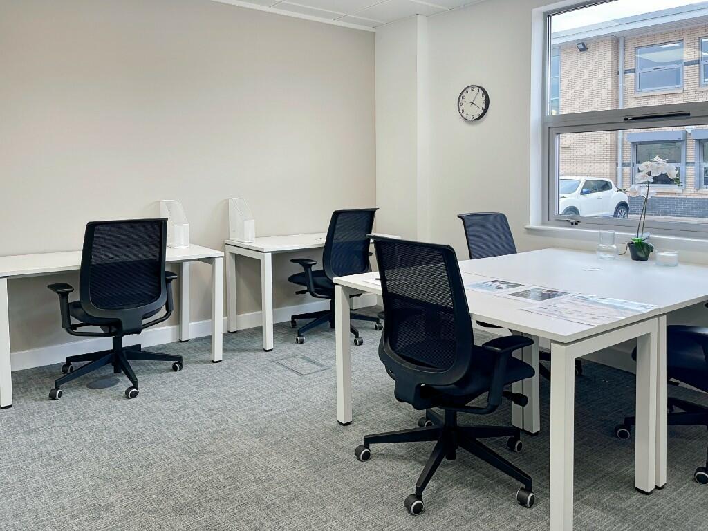 Additional property image - Solihull Parkway, B37 7WY