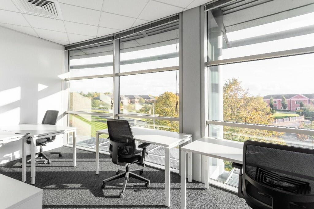 Additional property image - Herons Way, Chester, Cheshire, CH4