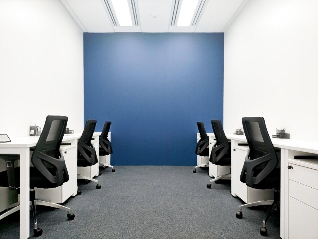 Main image of property: London, 186 Brent Crescent, Park Royal, First and Second Floor, NW10 7XR