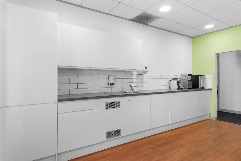Additional property image - Lower Castle Street, Bristol, BS1 3AG