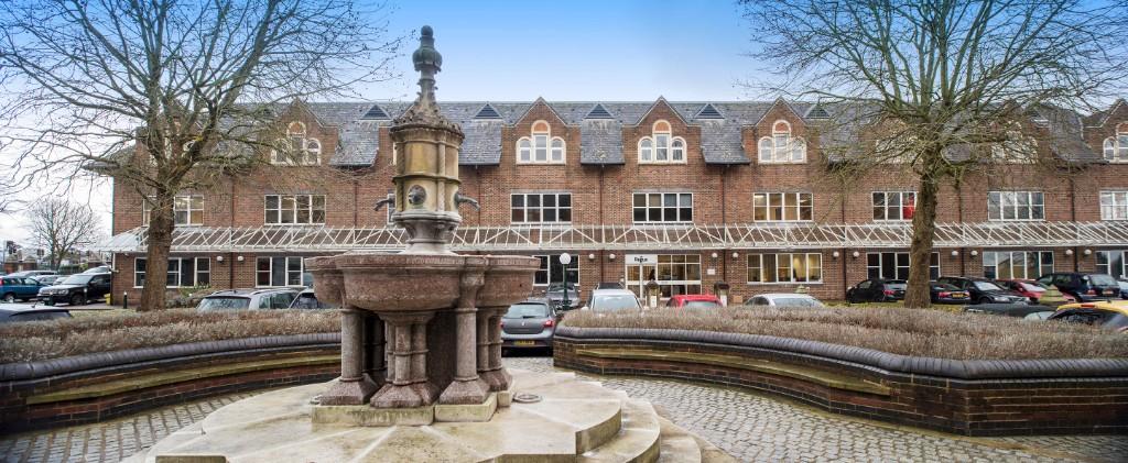 Additional property image - 2 Fountain Court, Victoria Square, St Albans, AL1 3TF