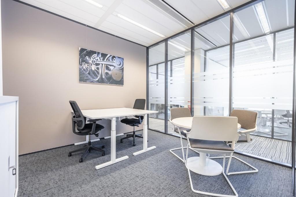 Additional property image - Falcon Way, Shire Park, Welwyn Garden City, Hertfordshire, AL7